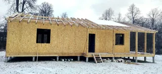 122 m² house built to a custom design, Alferevo village: roofing