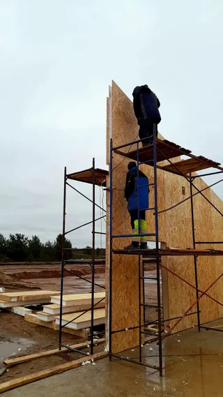 Garage nach individuellem Projekt, Gebiet Iwanowo: Wandmontage