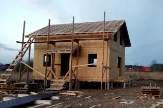 House, “Ermak” design, Chkalova settlement: roofing