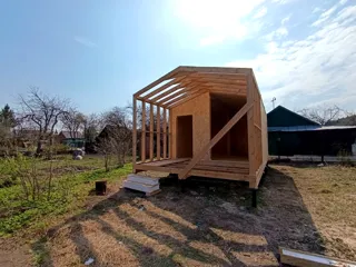 Haus nach individuellem Entwurf, Gartengemeinschaft SNT „Wischenka“: Wandmontage