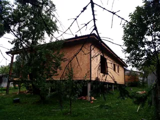 Custom-design house, Shurintsevo village: roofing