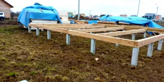 135 m² house based on the “Vstrecha” design, Kostroma Region: foundation and sill strapping