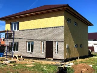 Haus nach individuellem Entwurf, Kostroma: fertiges Gebäude