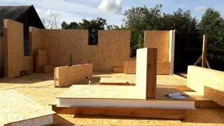 Haus nach individuellem Entwurf, Ivanovo: Wandmontage
