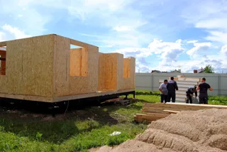 “Komfort” projesine göre ev, Afanasovo köyü: duvar montajı