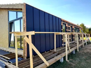 Haus nach Projekt „Barnhouse 110“, Dorf Ivantsevo: Fassadenverkleidung