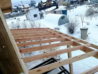 Haus nach Projekt „Nesabudka“, SNT „Rus“: Trennwände