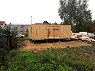“Yesentuki 8x8” projesine göre ev, Rybinsk: duvar montajı