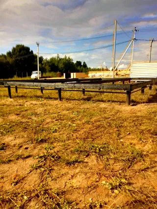 Haus nach Projekt „Mistika - S2.8“, Narofominsk: Fundament und Grundrahmen