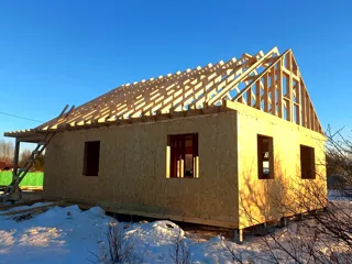 Haus 105 m² nach individuellem Projekt, Dorf Svingino: Dach
