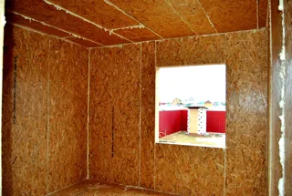 Haus nach Projekt „Sefir“, Siedlung Dubna: Innenwände