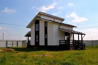 Haus nach Projekt „Fantasija“, Siedlung Plotina: Fertiges Haus