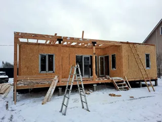 Haus nach Projekt „Randevu - E2.8“, SNT „Gelekopter“: Fertiges Haus