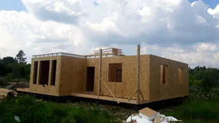 Haus nach individuellem Entwurf, Dorf Fedosovo: Wandmontage