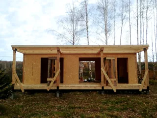 Haus nach Projekt „Mistika - S2.5“, SNT „Koltschugino“: Wandmontage