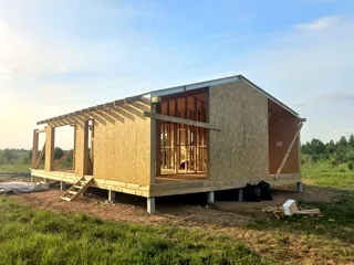 Haus 86,6 m² nach individuellem Projekt, Dorf Laptevo: Wandmontage