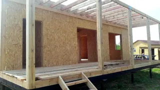 Haus nach Projekt „Mistika - S2.8“, Narofominsk: Wandmontage