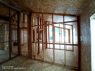 103 m² ev, özel proje, “Mebelşçik” SNT: iç bölme duvarlar