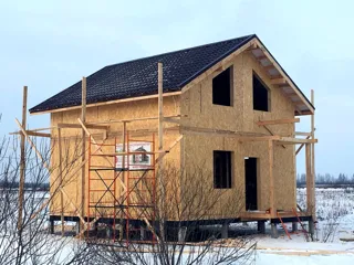 Haus nach Projekt „Metschta pl.4“, Siedlung Pervyy: Fertiges Haus