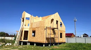 Haus nach individuellem Entwurf, Siedlung Sadovyy: zweites Obergeschoss und Dachgeschoss