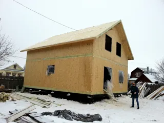 Haus nach individuellem Entwurf, Ivanovo: Wandmontage