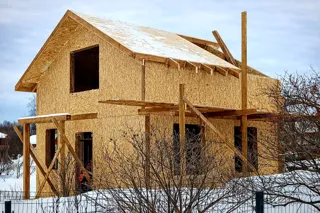 Custom-design house, Kostroma Region: roofing