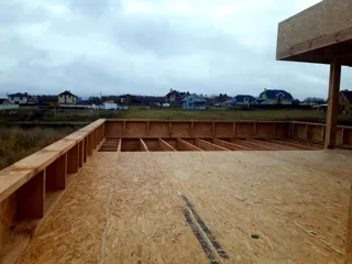 Haus nach Projekt „Grafit“, Siedlung Lyubashino: Wandmontage