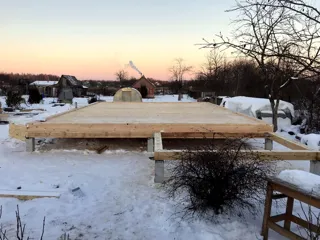 House based on the “Slavyanskiy Skit” design, Kadnikovo village: foundation and sill strapping