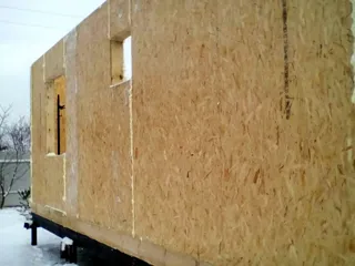 House based on the “Dilizhans 8x8” design, Moscow Region: wall assembly