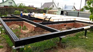 Haus nach individuellem Projekt, Dorf Novo-Talitsy: Fundament und Grundrahmen