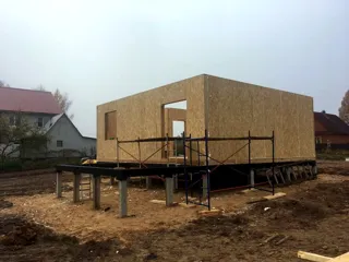 House based on the “Salzburg” design, Karmanovo village: wall assembly