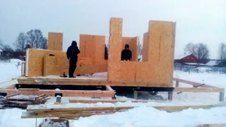 Haus nach Projekt „Dmitrowo“, Dorf Lupychevo: Wandmontage