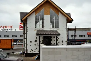 Haus nach Projekt „Musterhaus“, Yaroslavl: Fassadenverkleidung