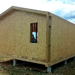 Haus nach individuellem Entwurf, Gebiet Iwanowo: Wandmontage