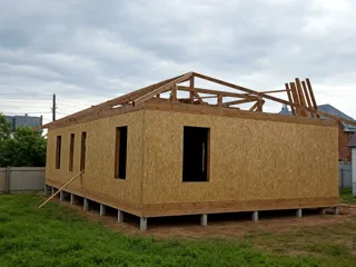 129,55 m² house built to a custom design, Kostroma Region: roofing