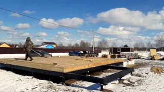 Garage nach Projekt „Slawjanka mini + Garage“, Dorf Nazarovo: Fundament und Grundrahmen