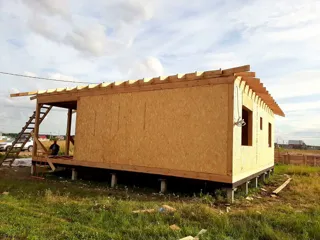 Haus nach individuellem Entwurf, Kostroma: Wandmontage