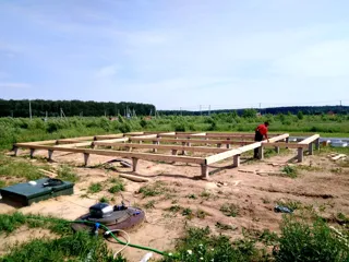 Haus nach individuellem Projekt, Gebiet Moskau: Fundament und Grundrahmen