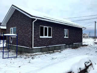 Custom-design house, Pervyy settlement: finished building