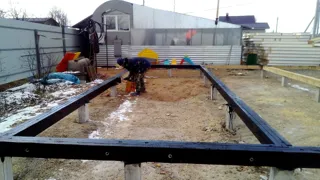 Haus nach Projekt „Barnhouse 76.1“, Gebiet Iwanowo: Fundament und Grundrahmen