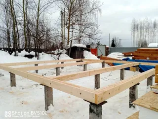 Haus 38 m², individuelles Projekt, SNT „Schtschit“: Fundament und Bodenrahmen