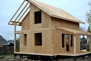 Haus nach Projekt „Solo“, Siedlung Vichuga: Obergeschoss und Dachgeschoss
