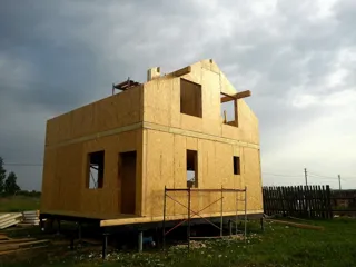 Haus nach Projekt „Radoniza“, Dorf Kalacheva: Obergeschoss und Dachgeschoss