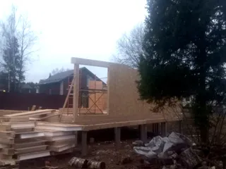 Haus 142 m², individuelles Projekt, Siedlung „Fontainebleau“: Wandmontage