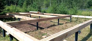 Haus nach Projekt „im Dorf Wjatkowo“, Gebiet Iwanowo: Fundament und Grundrahmen
