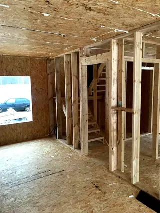 Haus nach Projekt „Awdeewo“, Siedlung Berezovka: Innenwände
