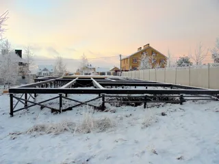 Haus nach Projekt „Arizona“, Gebiet Nischni Nowgorod: Fundament und Grundrahmen