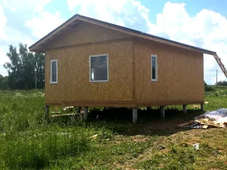 “Slavyanskiy Skit” projesine göre 58 m² ev, Alabukhino köyü: çatı