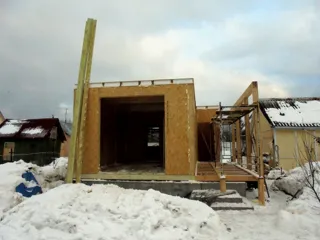 “Naslajdenie” projesine göre ev, Orekhovo-Zuevo: duvar montajı