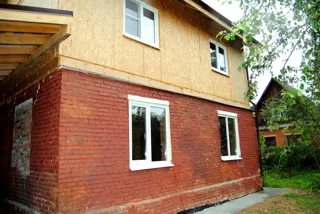Haus nach individuellem Entwurf, Dorf Iskan: fertiges Gebäude